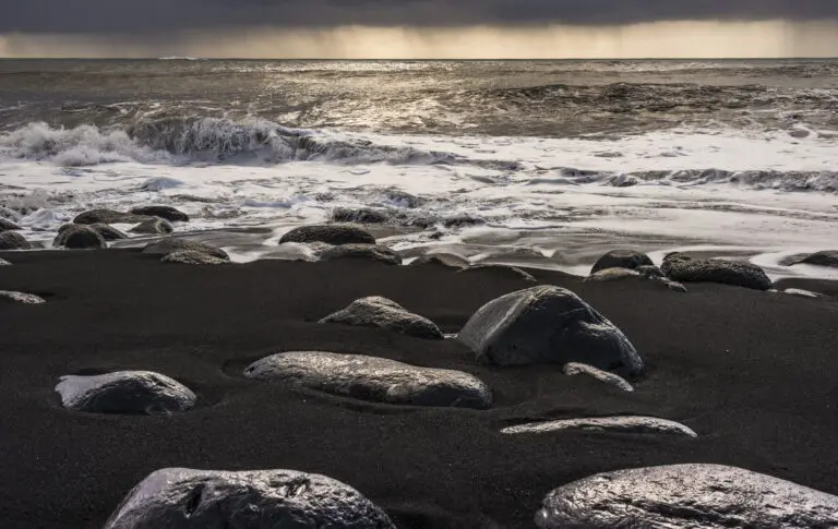  (117) Black beach präsentiert: Gewässer, Landschaften, Meere, Strände, Wasser