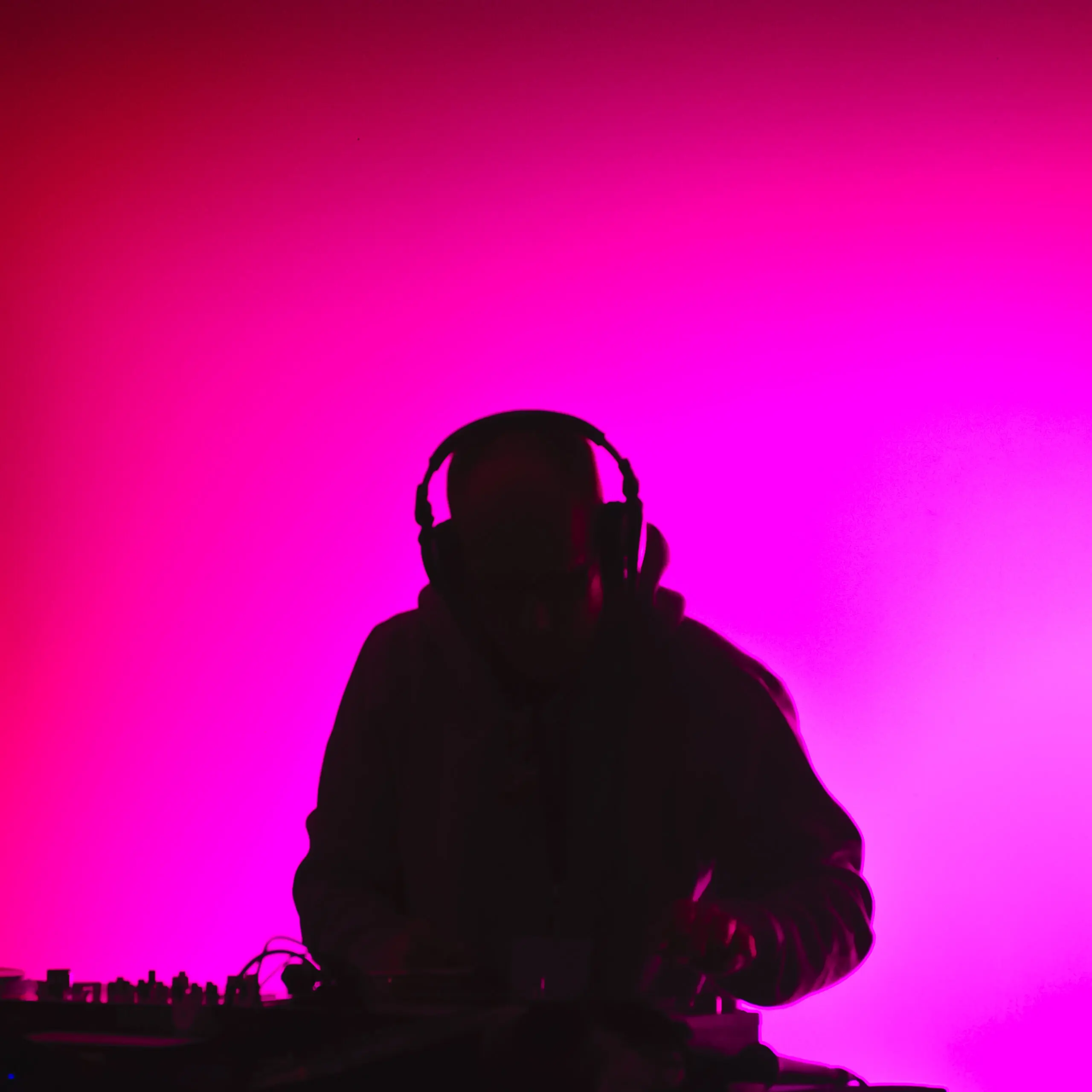 DJ pink