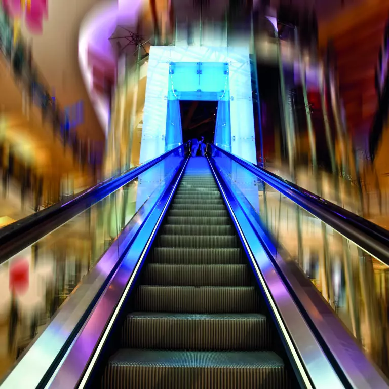  (660) Way up präsentiert:  