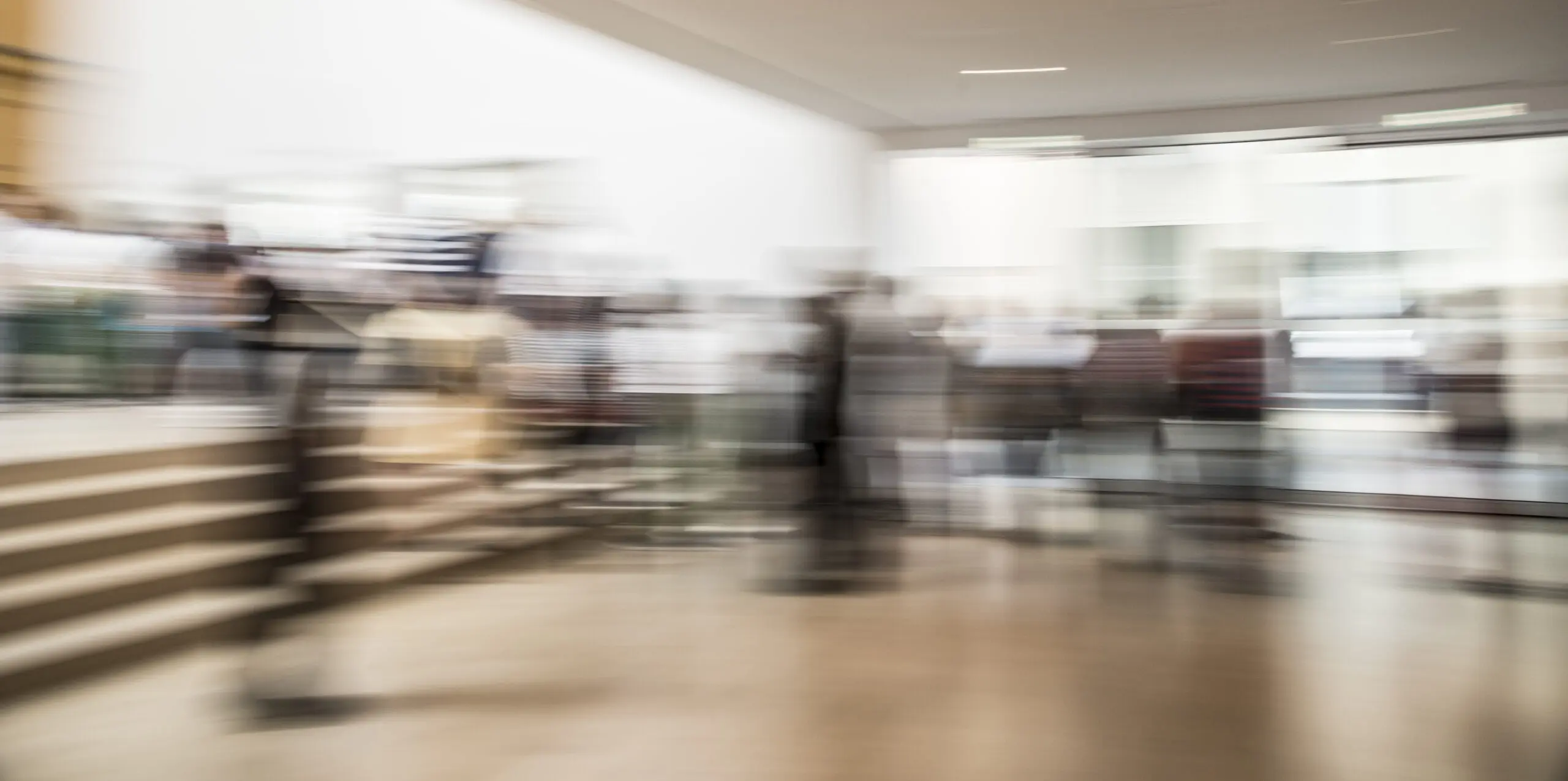 Wandbild (1197) Ausstellung im Lenbach präsentiert: Menschen,Abstrakt,Menschengruppen