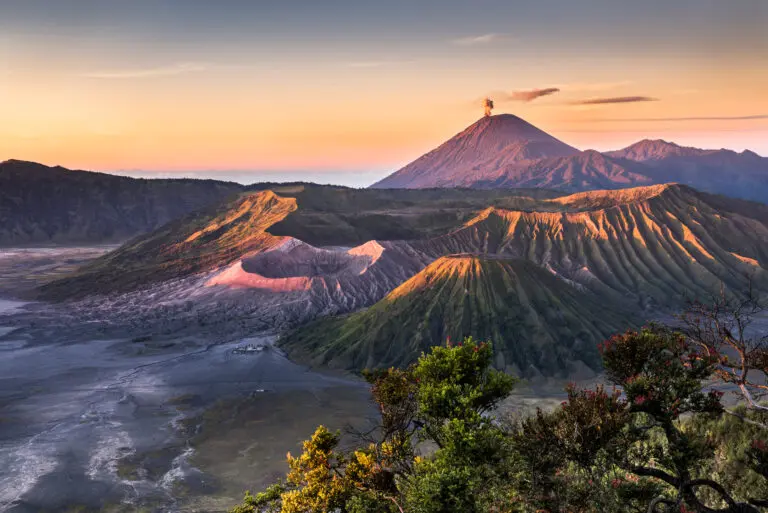  (2209) Mount Bromo Sonnenaufgang präsentiert: Asien, Berge, Landschaften
