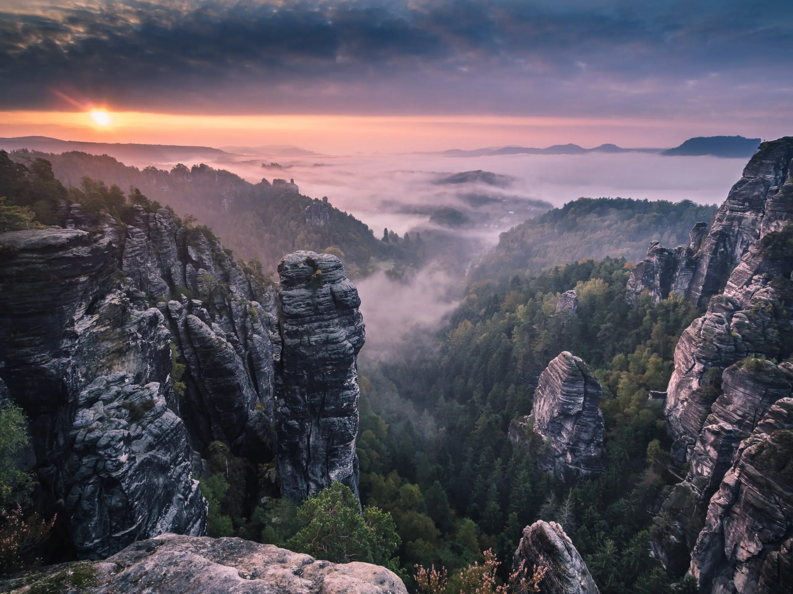 Wandbild (2912) Sunrise on the Rocks präsentiert: Landschaften,Sommer,Berge