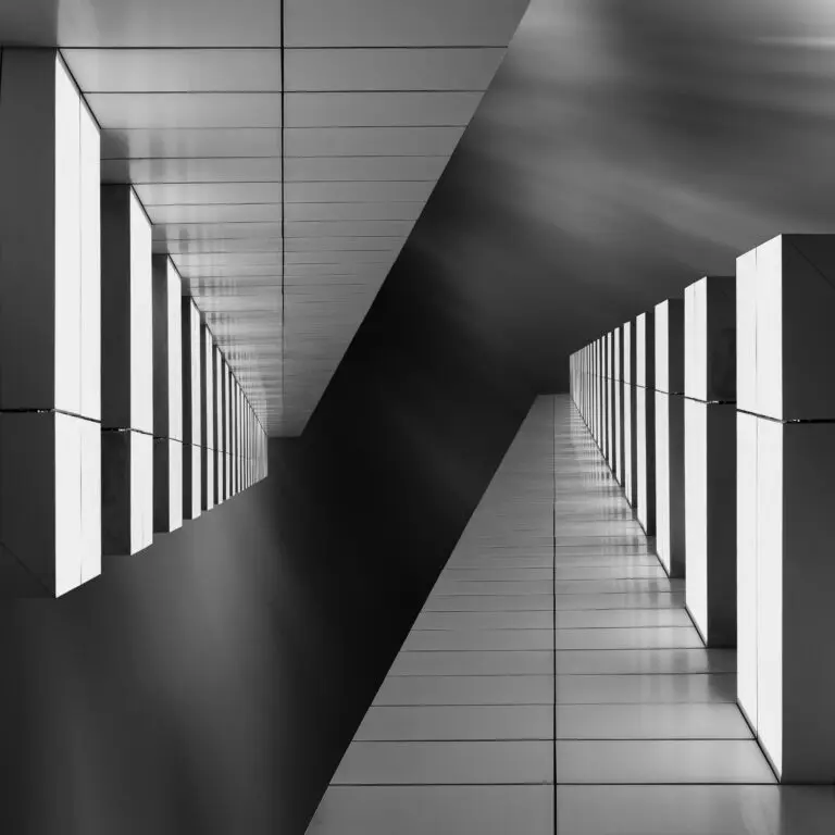  (2923) And beyond präsentiert: Architektur, Detailaufnahmen