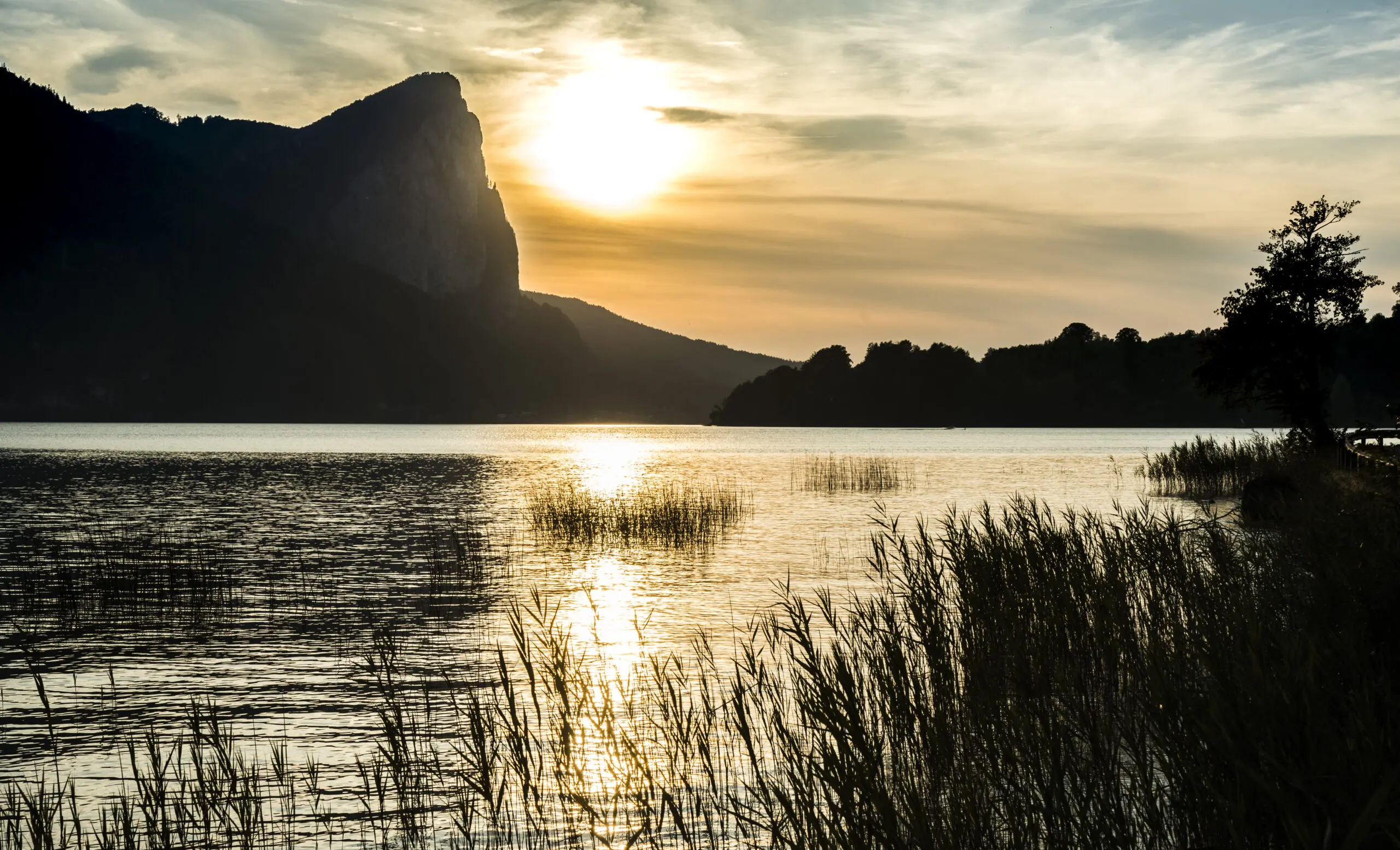 Wandbild (3590) Drachenwand präsentiert: Wasser,Natur,Landschaften,Berge,Gewässer,Seen,Wasserspiegelungen