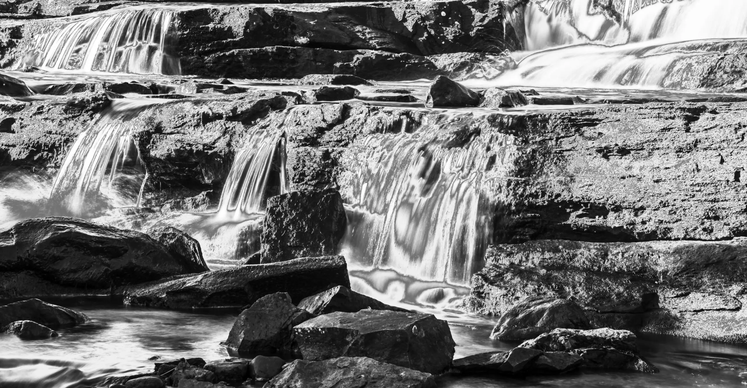Wandbild (4307) Wasserlauf präsentiert: Abstrakt,Sonstige Naturdetails