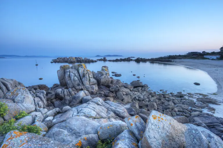  (4551) Eiben Hans-Georg – Praia de Pedras Negras präsentiert: Details und Strukturen, Gewässer, Landschaften, Meere, Natur, Steine, Strände, Wasser
