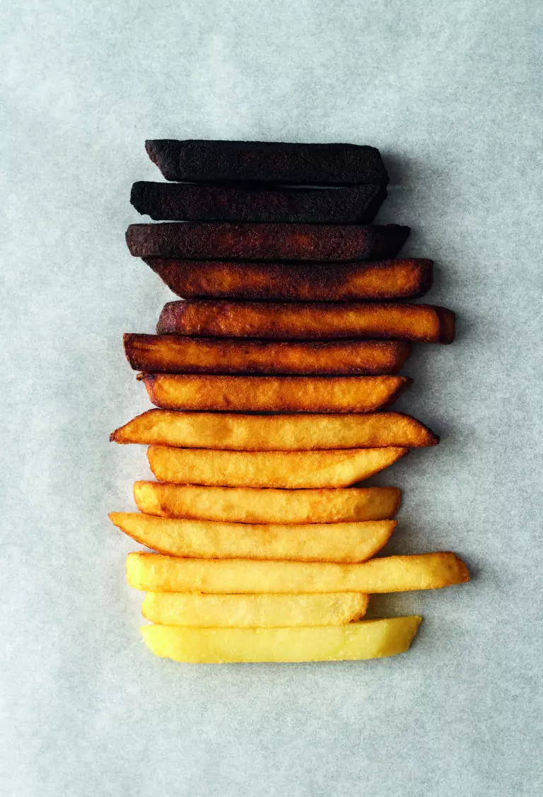  (5245) Potato Gradient by Aleksandrova Karina präsentiert: Abstrakt, Details und Strukturen, Essen und Getränke, Humor, Kreatives, Modern, Sonstige Stillleben, Sonstiges Kreatives, Stillleben