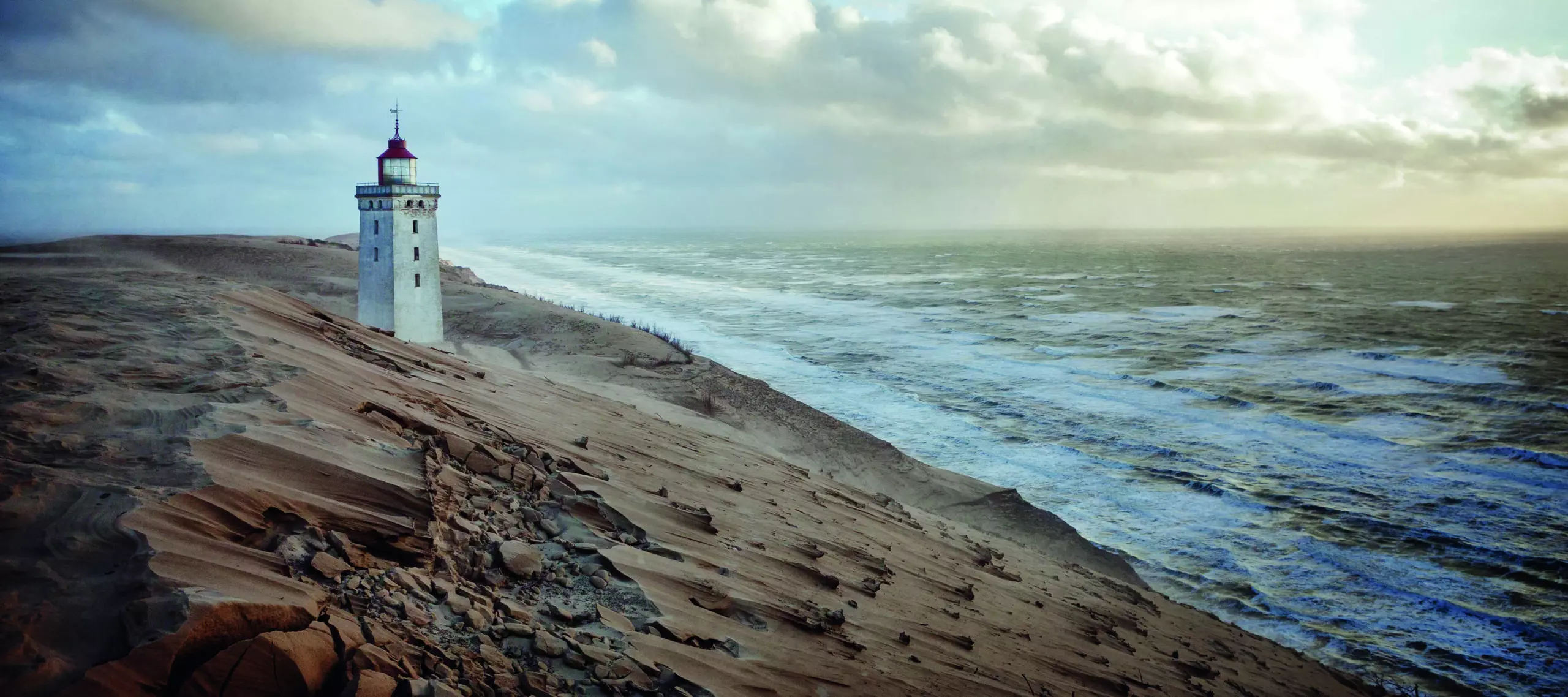 Wandbild (5659) Crack in time II by Jörg Hubrich präsentiert: Wasser,Details und Strukturen,Architektur,Natur,Landschaften,Leuchtt&uuml;rme,Sehensw&uuml;rdigkeiten,Str&auml;nde,Gew&auml;sser,Meere,Sonstige Naturdetails,Erde