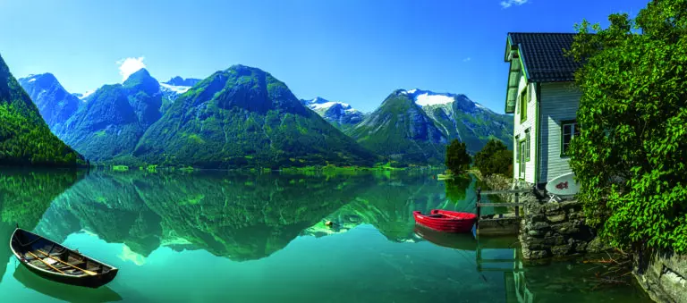  (5664) The Glacier Lake by Christer Olsen, 1x.com präsentiert: Berge, Gewässer, Landschaften, Natur, Seen, Sommer, Wälder, Wasser, Wasserspiegelungen