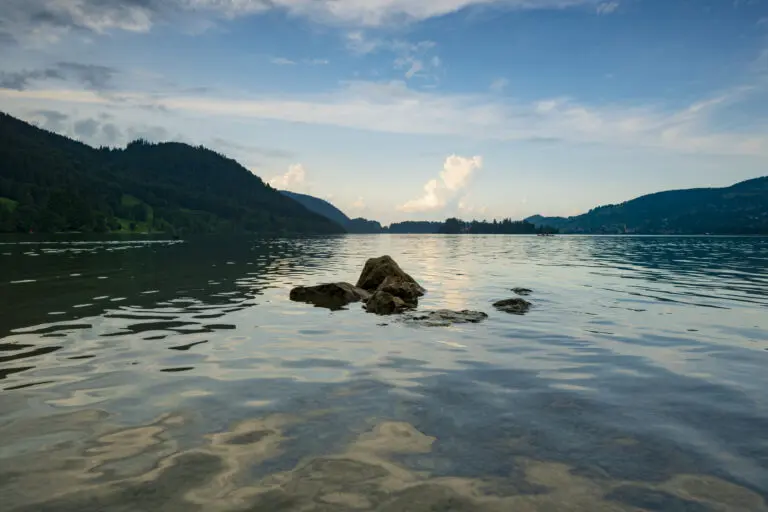  (5784) Stones by Judith Grote präsentiert: Berge, Details und Strukturen, Gewässer, Herbst, Landschaften, Natur, Steine, Wälder, Wasser, Wasserspiegelungen