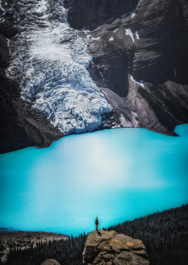 Berg Lake by Timo Heinz, 1x.com