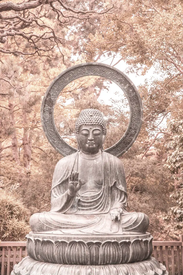  (26832) Buda by Shot by Clint präsentiert: Zen & Wellness