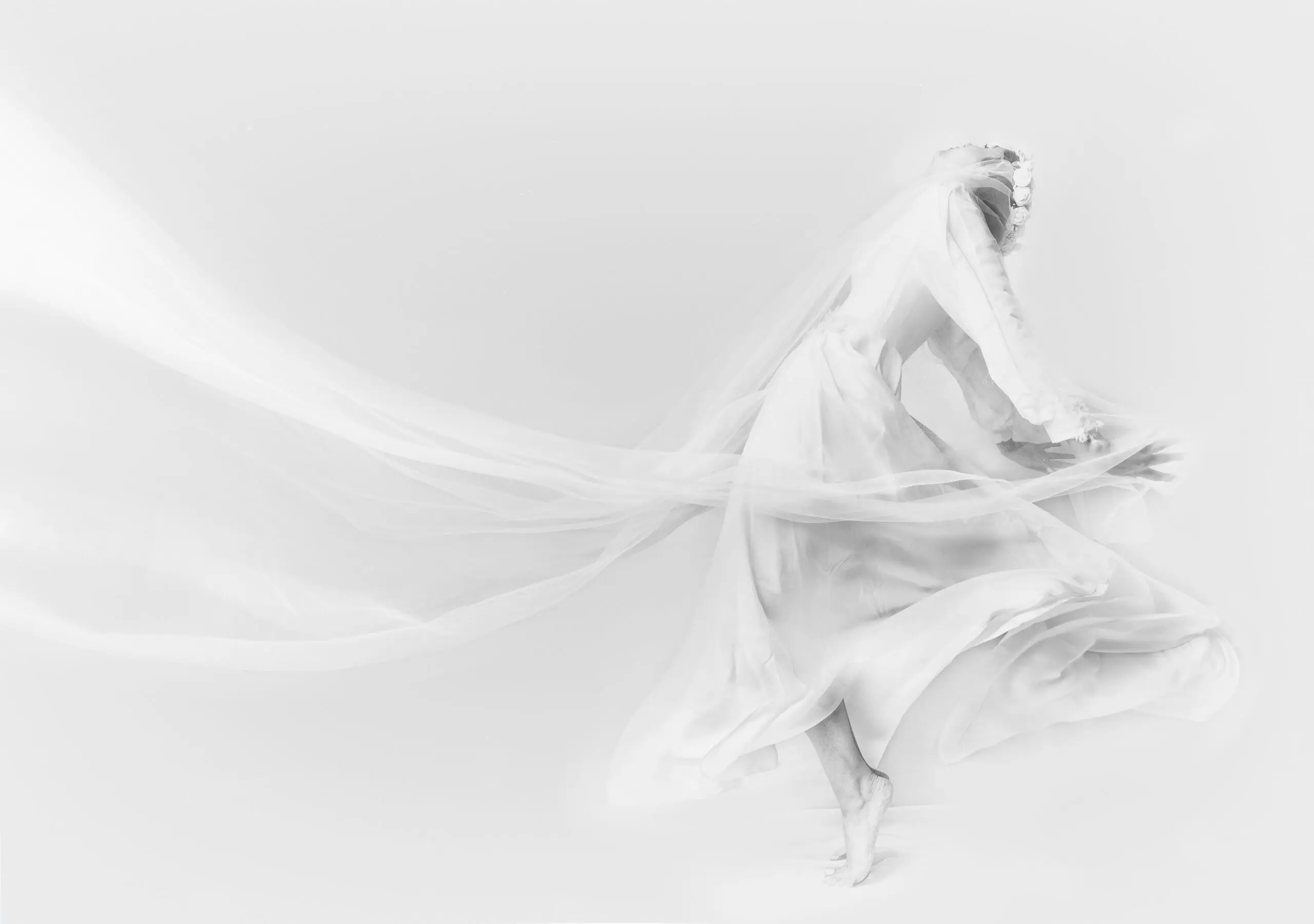 Wandbild (29759) liberation by Marjan Taghipour präsentiert: Aktion-Bewegung,Menschen,Frauen,Tanzen