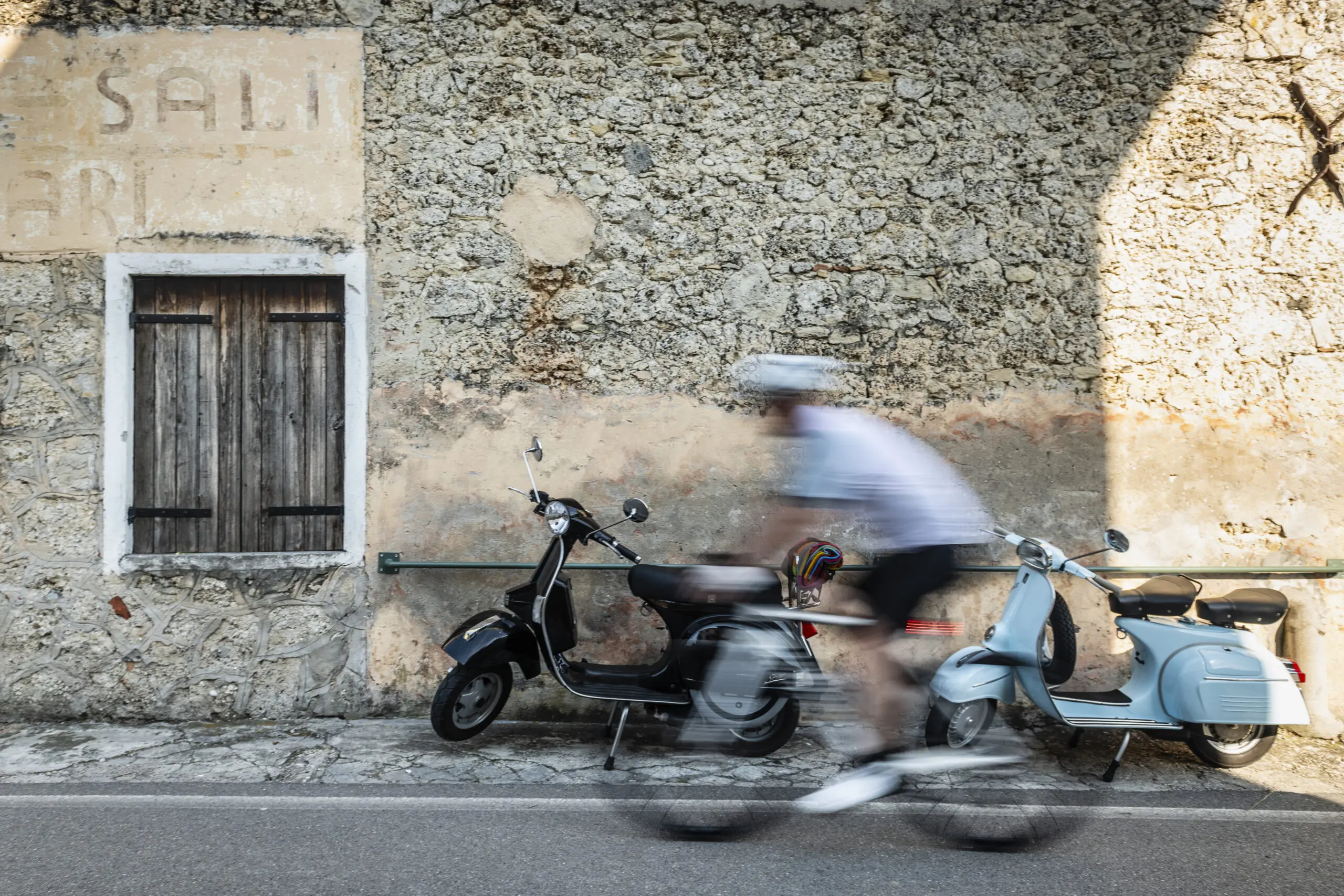 Wandbild (30025) Guizza-Taverne Collalbrigo by Corrado Piccoli präsentiert: Aktion-Bewegung,Technik,Kreatives,Architektur,H&auml;user,SonstigeTechnik,Humor