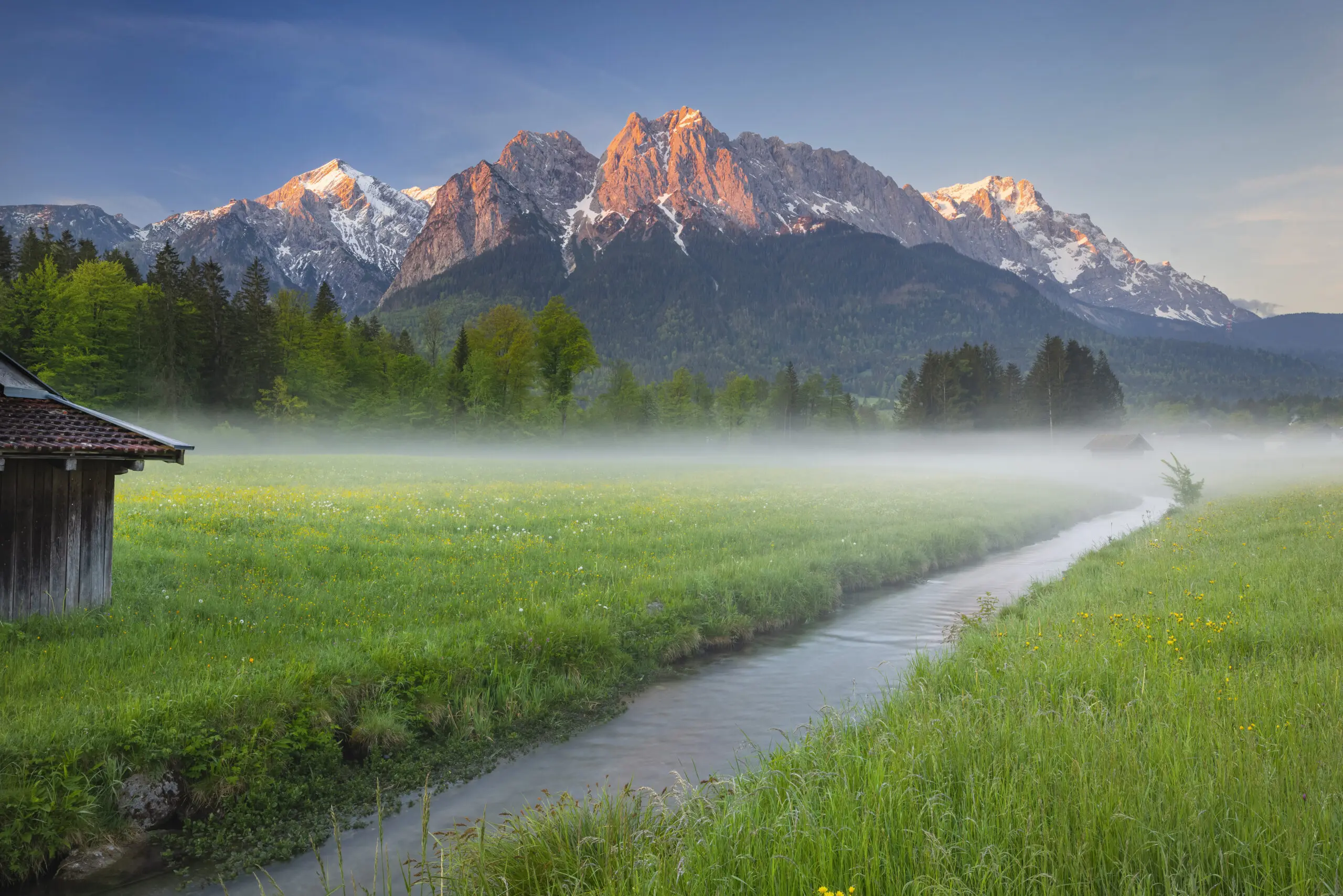 Wandbild (30029) Krepbach und Zugspitze by Reinhard Schmid präsentiert: Natur,Landschaften,Wege,Berge,Fr&uuml;hling
